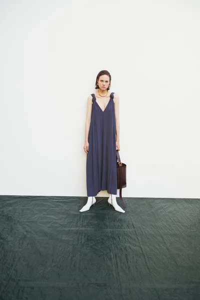 Look 16
